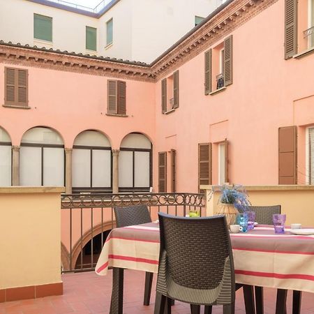 Galleria Del Toro Apartments Bologna Exteriör bild