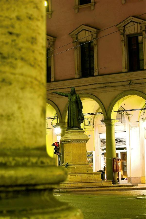 Galleria Del Toro Apartments Bologna Exteriör bild